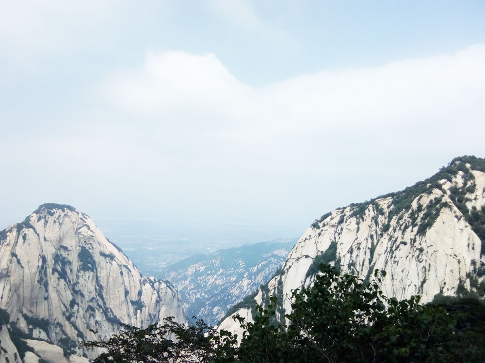 Monte Huashan responsive